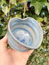 Load image into Gallery viewer, RIPPLE HEART POT - MYSTIC SKY