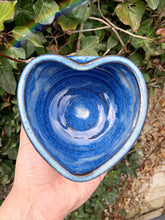 Load image into Gallery viewer, HEART POT - RIPPLE BLUE SKIES