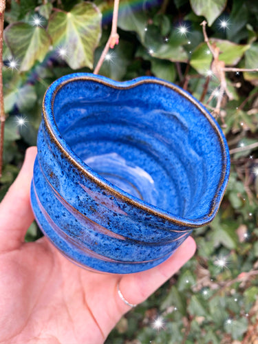 RIPPLE HEART POT - BLUE CLASSIC